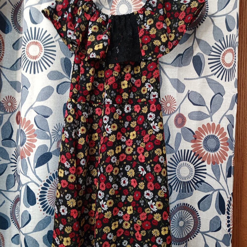 Dress - Picture 2 of 2